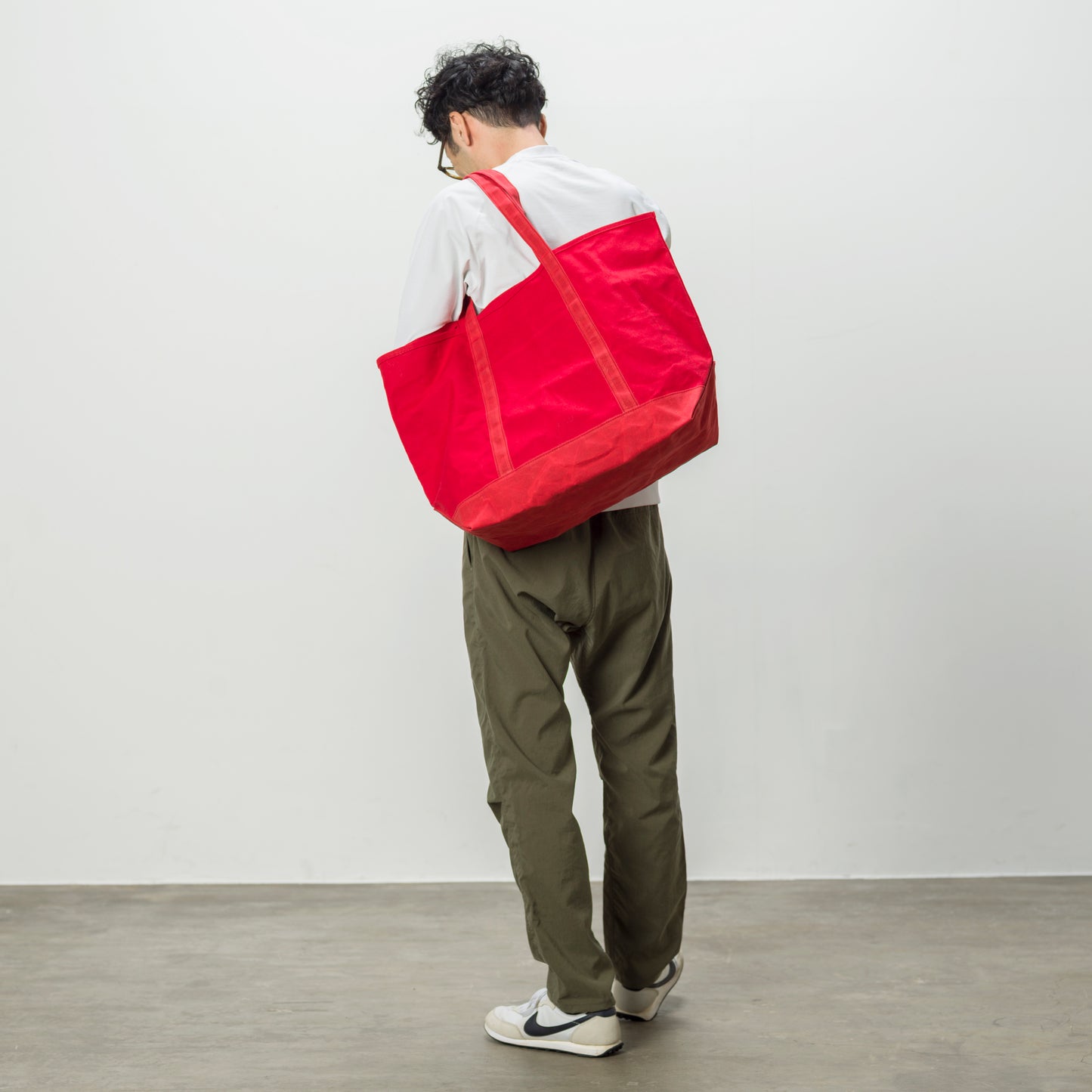 BASIC TOTE