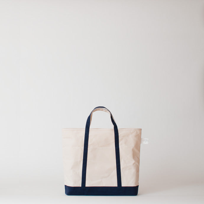 FLAT TOTE