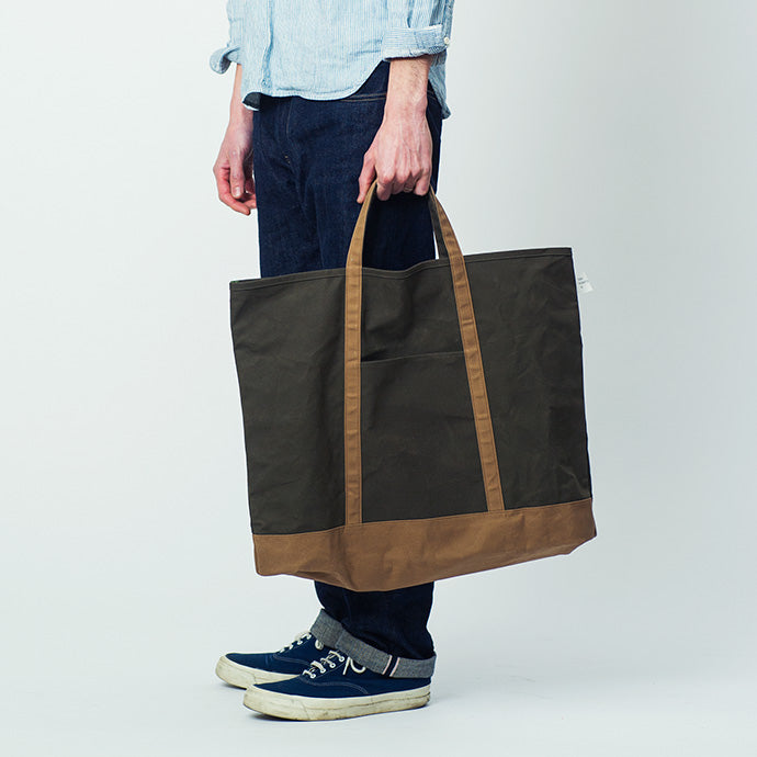 FLAT TOTE